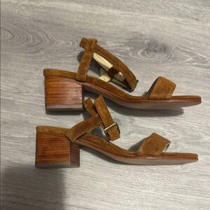 Nisolo Brown Leather Heels with Block Heel